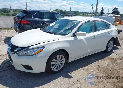 2016 Nissan Altima 2.5/2.5 S/2.5 Sl/2.5 Sr/2.5 Sv из США, поврежденный, VIN 1N4AL3AP2GC217329